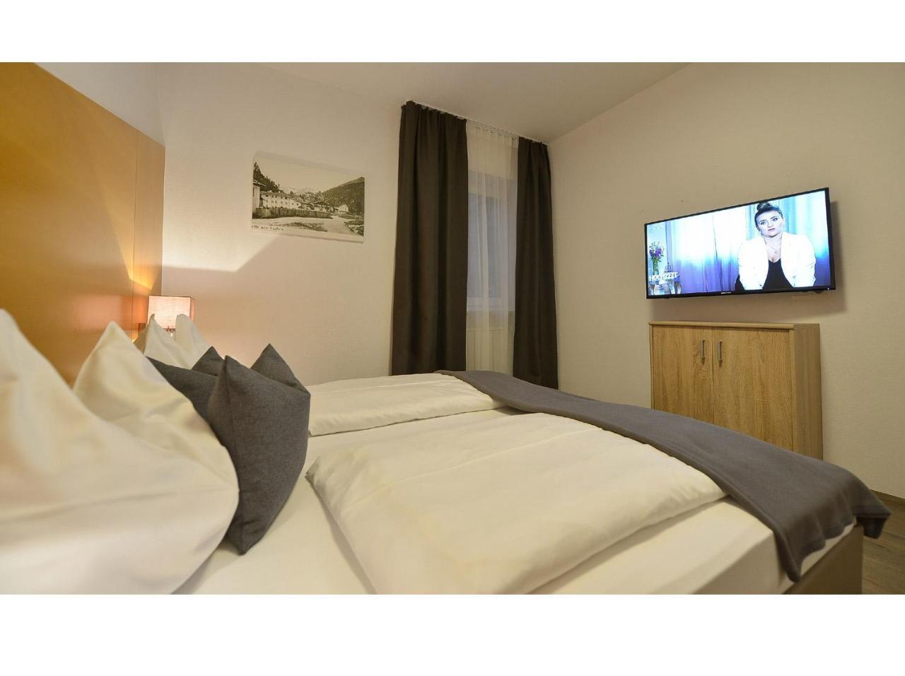 Apparthotel Central Sand in Taufers Exteriör bild